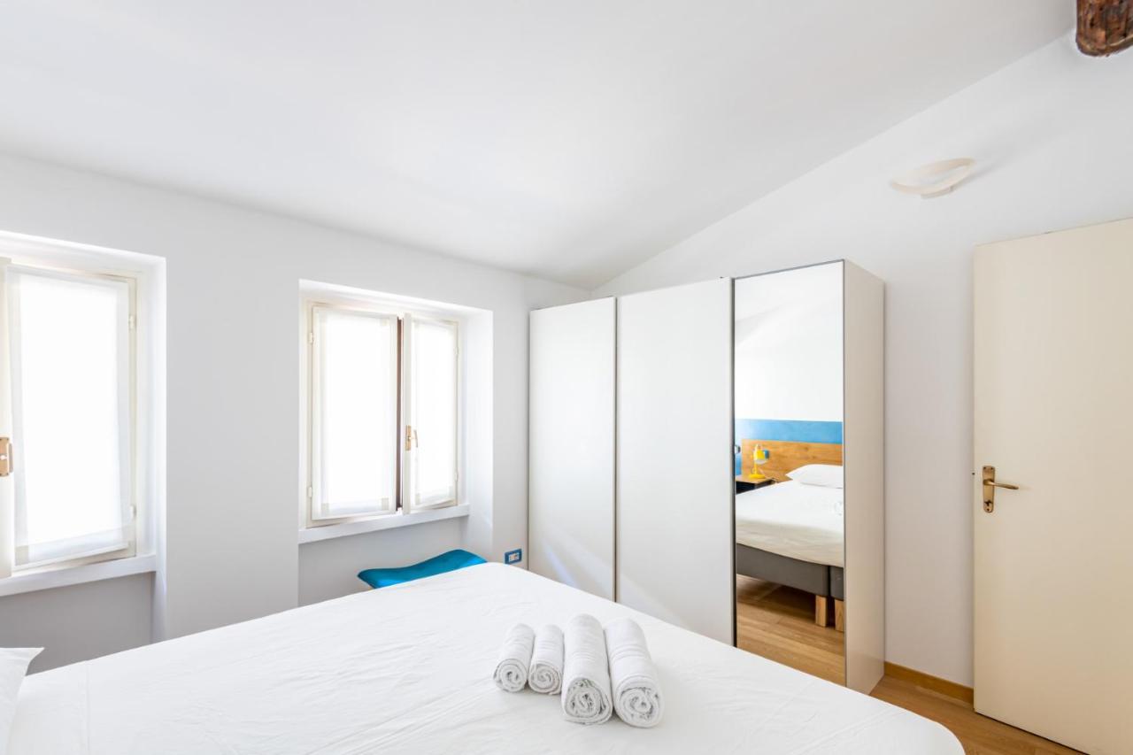 Easylife - Romantico Appartamento Sulla Darsena Milano Ngoại thất bức ảnh